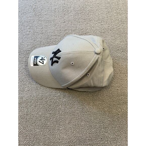 47 Brand New York Yankees Men's OSFA Grey Baseball Cap Adjustable - Picture 6 of 6